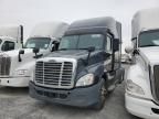 2018 Freightliner Cascadia 125 Semi Truck