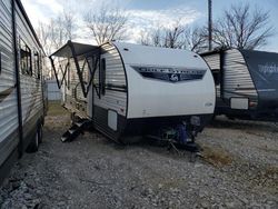 Salvage trucks for sale at Lawrenceburg, KY auction: 2022 Gulf Stream Amerilite