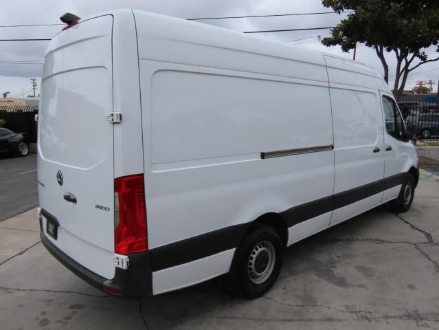 2022 Mercedes-Benz Sprinter 2500