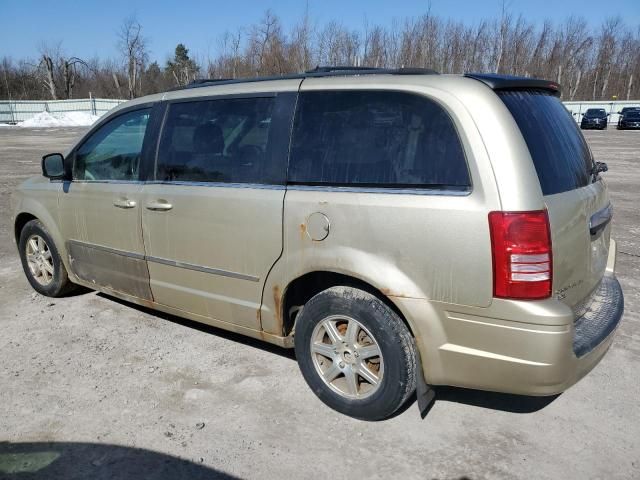 2010 Chrysler Town & Country Touring Plus