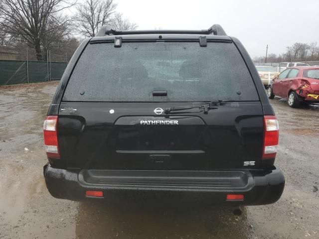 2004 Nissan Pathfinder LE