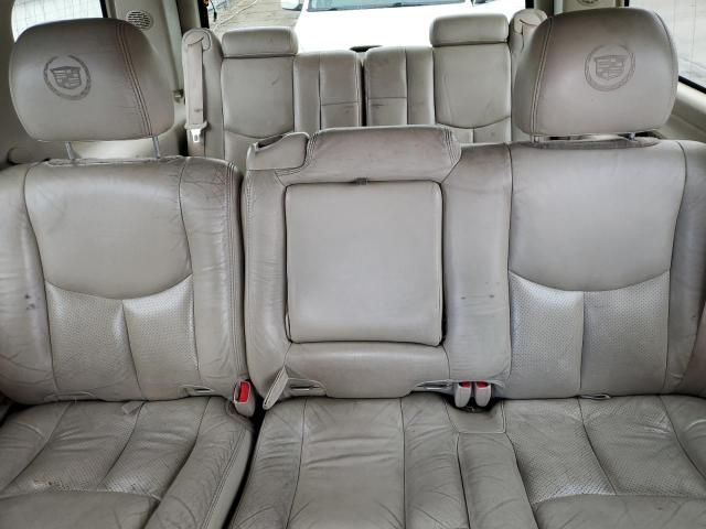 2004 Cadillac Escalade Luxury