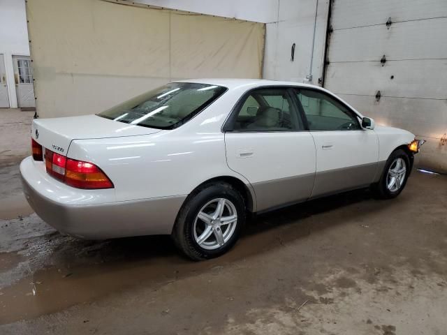 1999 Lexus ES 300