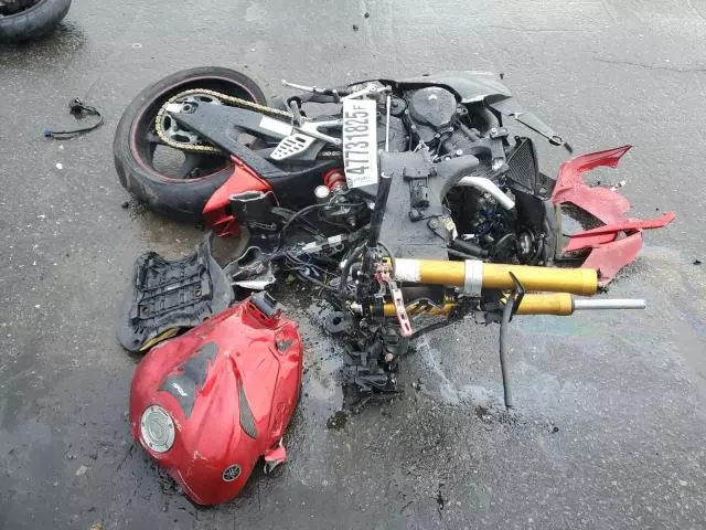 2007 Yamaha YZFR6 L