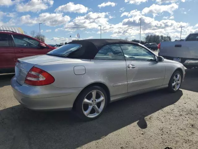 2005 Mercedes-Benz CLK 320