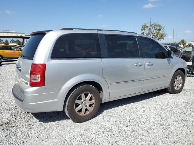 2010 Chrysler Town & Country Touring