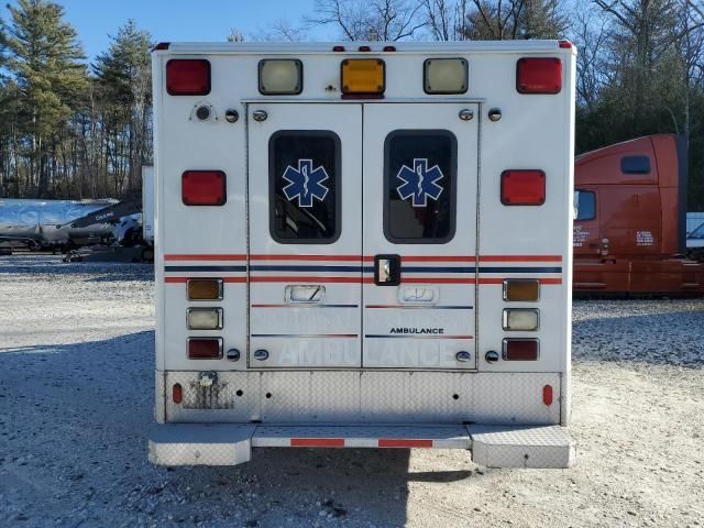 2009 Chevrolet Express Cutaway G4500