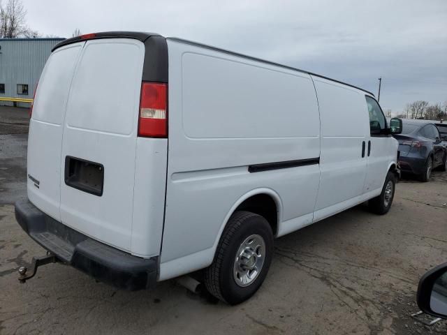 2014 Chevrolet Express G2500