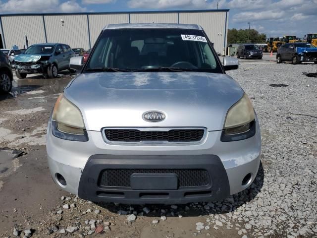 2011 KIA Soul +