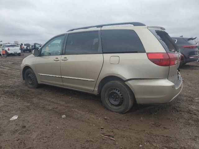 2004 Toyota Sienna XLE