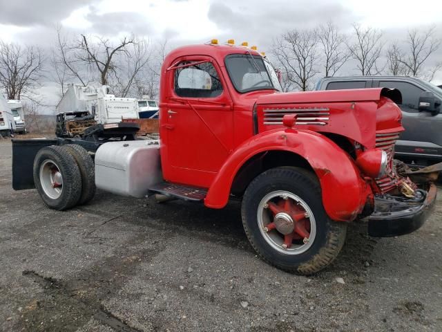 1942 International Semi Truck