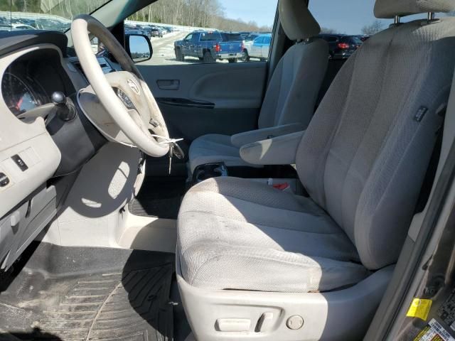 2012 Toyota Sienna LE