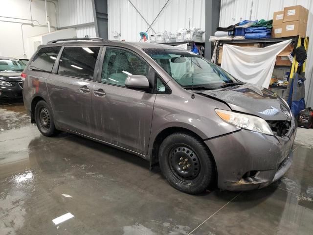 2012 Toyota Sienna LE