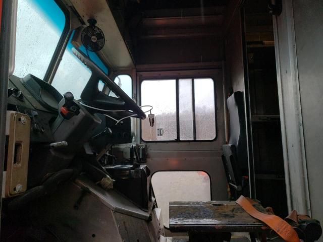 2017 Freightliner Chassis M Line WALK-IN Van