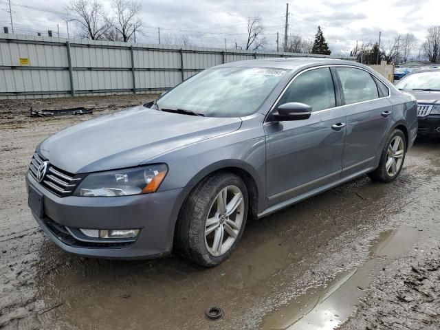 2013 Volkswagen Passat SEL