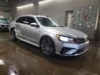 2017 Volkswagen Passat R-Line