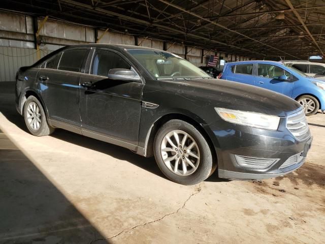 2014 Ford Taurus SE