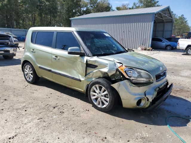 2013 KIA Soul +