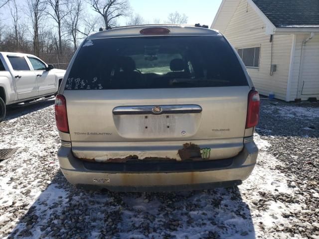 2005 Chrysler Town & Country Touring