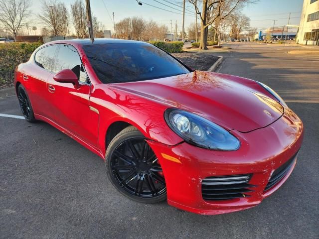 2015 Porsche Panamera GTS