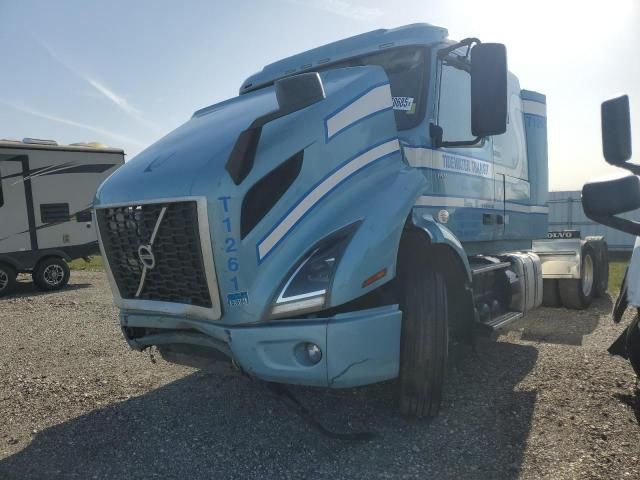 2023 Volvo VNR Semi Truck