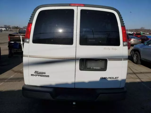 1999 Chevrolet Express G1500