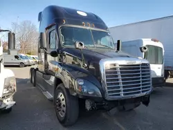 Freightliner salvage cars for sale: 2017 Freightliner Cascadia Semi Truck