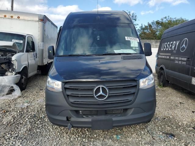 2024 Mercedes-Benz Sprinter 2500