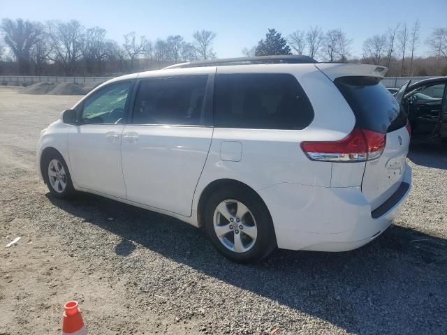 2011 Toyota Sienna LE