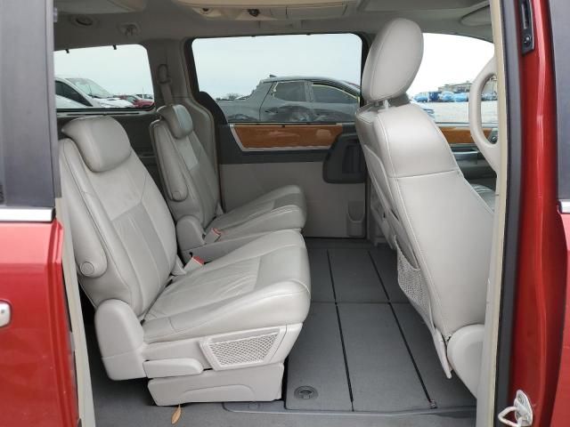 2008 Chrysler Town & Country Limited