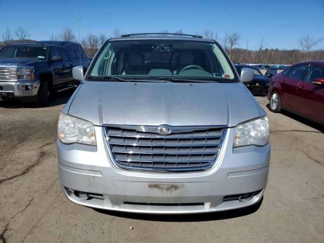 2008 Chrysler Town & Country Touring