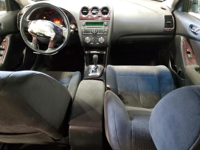 2010 Nissan Altima Base