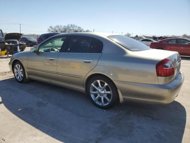 2003 Infiniti Q45