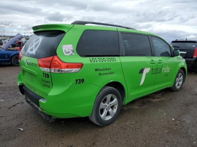 2014 Toyota Sienna LE