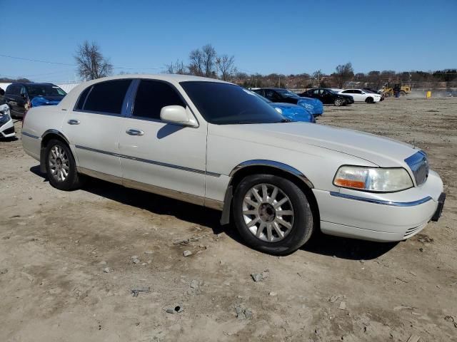 2006 Lincoln Town Car Signature