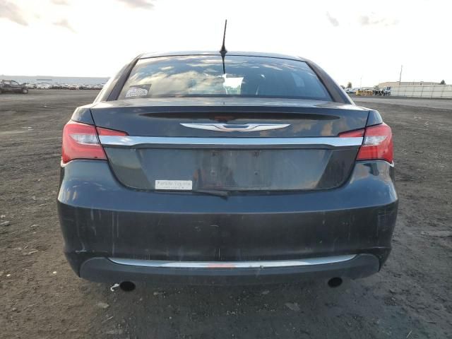 2012 Chrysler 200 Limited