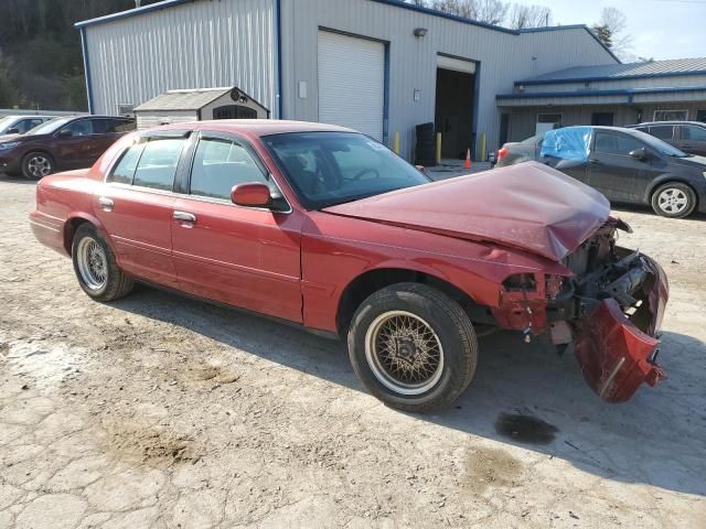 2001 Ford Crown Victoria LX