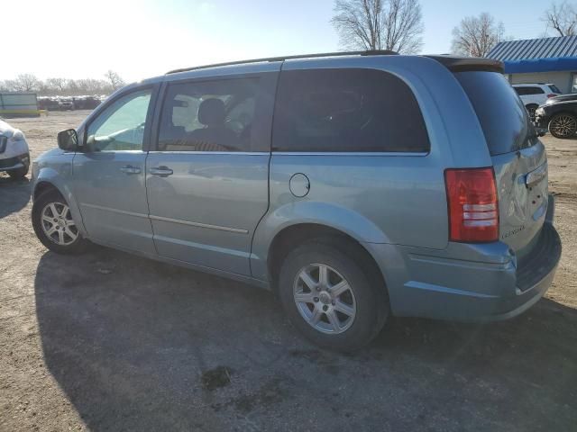 2010 Chrysler Town & Country Touring