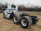 2015 Peterbilt 567 Semi Truck