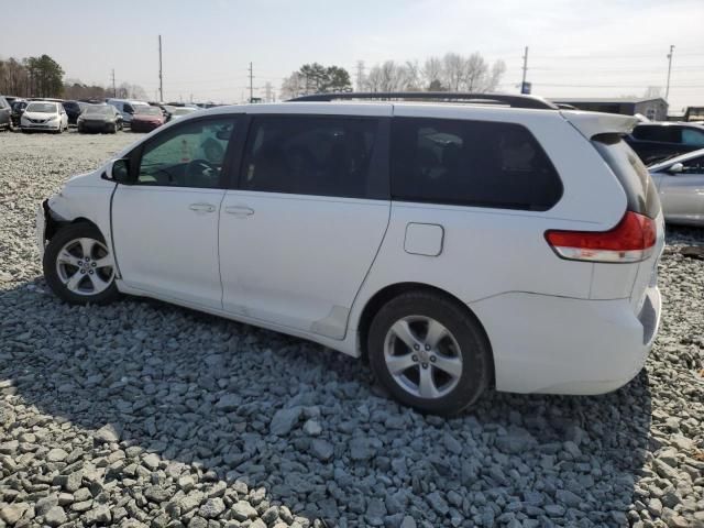 2011 Toyota Sienna LE