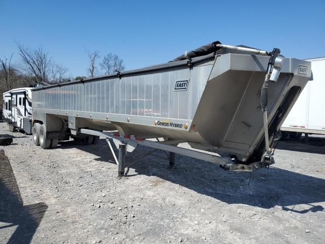 2015 East Manufacturing Side Dump Trailer