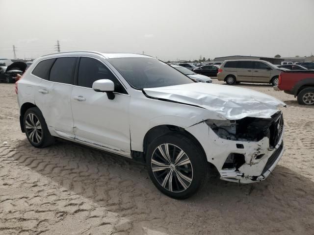 2022 Volvo XC60 B5 Inscription