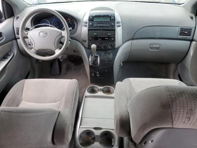 2010 Toyota Sienna CE