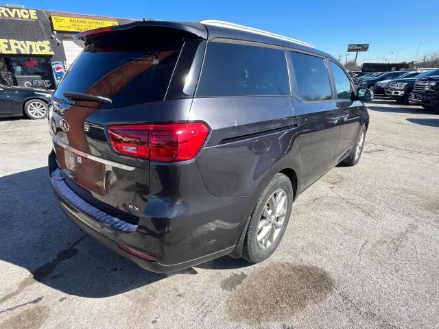 2019 KIA Sedona LX