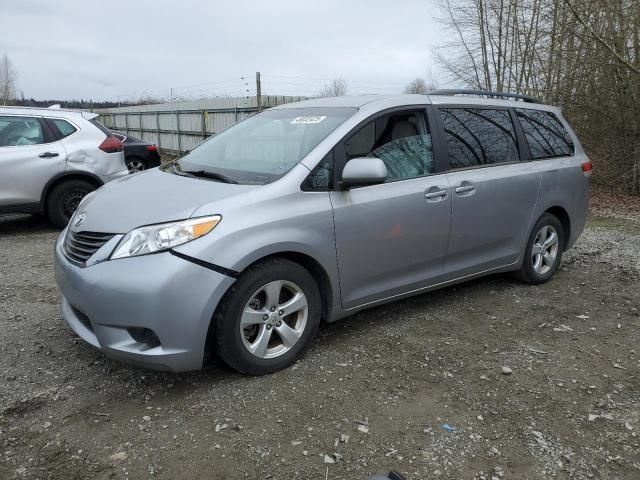 2011 Toyota Sienna LE