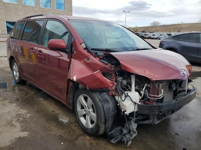 2012 Toyota Sienna LE