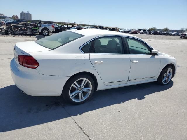 2013 Volkswagen Passat SEL