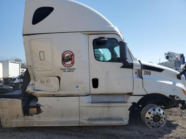 2020 Freightliner Cascadia Semi Truck