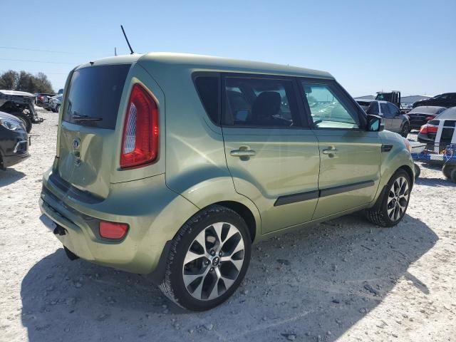 2013 KIA Soul +