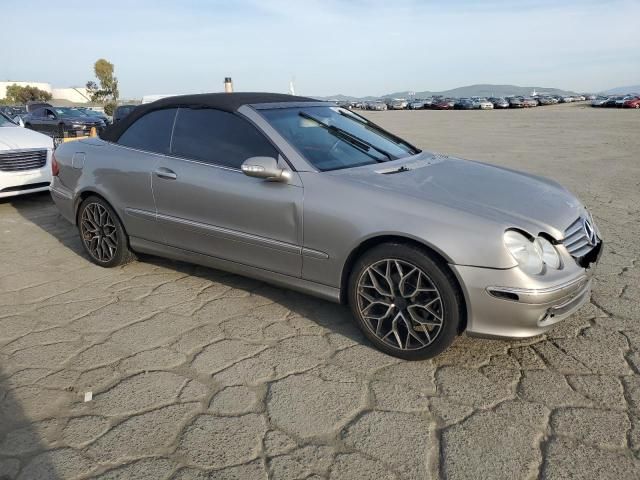 2005 Mercedes-Benz CLK 320